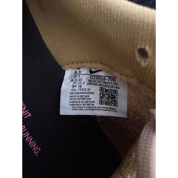 Nike React Infinity Run Flyknit 3 Wheat Gold Running Shoes Women's Size 8.5 - Picture 10 of 10